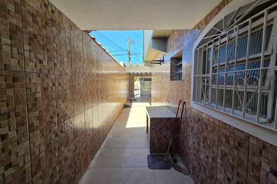 Área de Serviço de casa para alugar com 2 quartos, 98m² em Tupi, Praia Grande