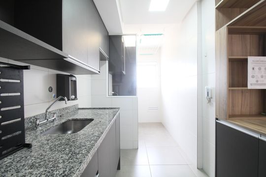 Cozinha  de apartamento para alugar com 1 quarto, 87m² em Jardim Caboré, São Paulo