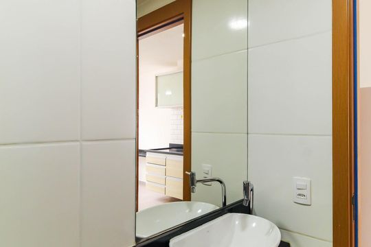 Banheiro de apartamento à venda com 1 quarto, 24m² em Belenzinho, São Paulo