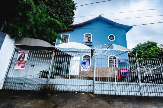 Fachada de casa à venda com 5 quartos, 110m² em Santa Amelia, Belo Horizonte