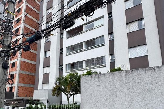 Fachada de apartamento para alugar com 2 quartos, 65m² em Vila Artuelia, São Bernardo do Campo