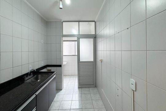 Cozinha de apartamento para alugar com 2 quartos, 65m² em Vila Artuelia, São Bernardo do Campo