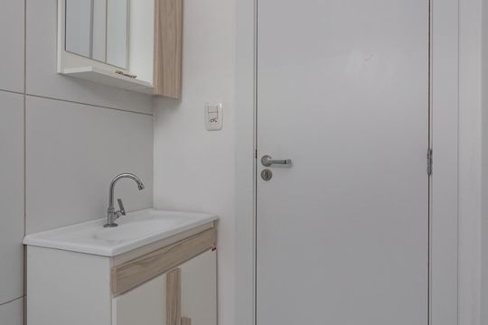 Banheiro Social de apartamento para alugar com 2 quartos, 70m² em Bom Jesus, Porto Alegre