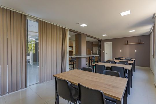 Área comum - Salão de festas de apartamento para alugar com 1 quarto, 52m² em Bom Jesus, Porto Alegre