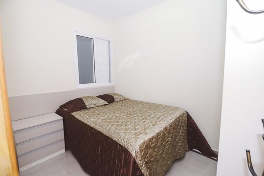 Quarto 1 de apartamento para alugar com 2 quartos, 44m² em Jardim São Paulo, São Paulo
