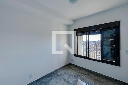 Quarto de apartamento para alugar com 2 quartos, 65m² em Chácara Seis de Outubro, São Paulo