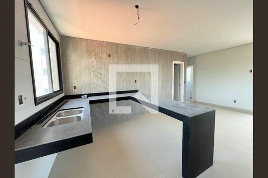 Apartamento à venda com 4 quartos, 264m² em Pampulha, Belo Horizonte
