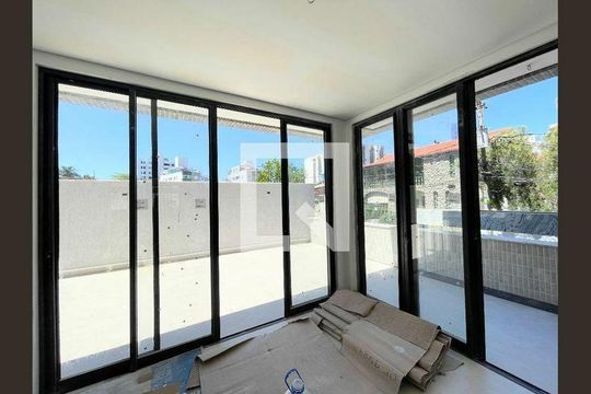 Apartamento à venda com 4 quartos, 264m² em Pampulha, Belo Horizonte