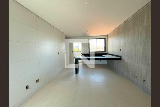 Apartamento à venda com 4 quartos, 264m² em Pampulha, Belo Horizonte