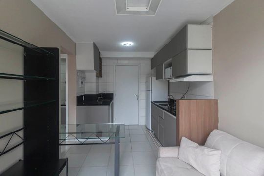 Apartamento para alugar com 2 quartos, 35m² em Vila Ema, São Paulo