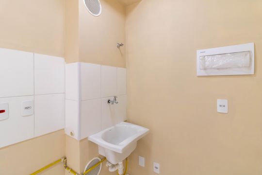 Area de Serviço de apartamento para alugar com 2 quartos, 43m² em Jardim Adriana, Guarulhos