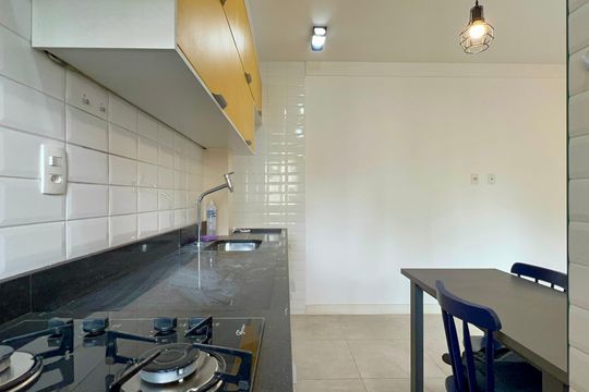 Cozinha de apartamento à venda com 1 quarto, 36m² em Jardim Paulista, São Paulo