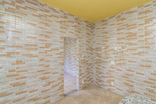 Sala de casa à venda com 1 quarto, 50m² em Olaria, Rio de Janeiro