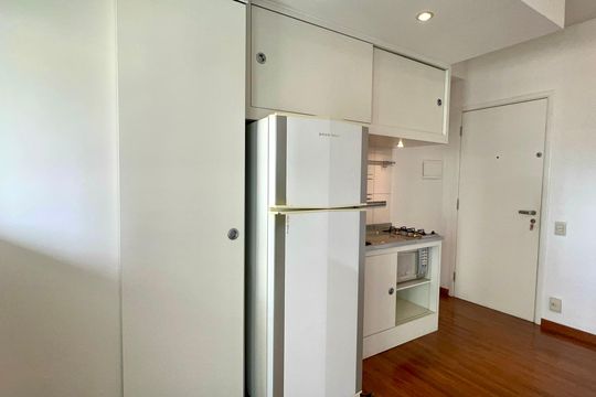 Cozinha de apartamento à venda com 1 quarto, 43m² em Pinheiros, São Paulo