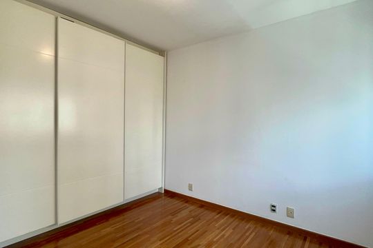 Quarto de apartamento à venda com 1 quarto, 43m² em Pinheiros, São Paulo