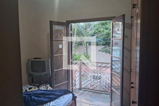 Casa de Condomínio à venda com 3 quartos, 252m² em Paraíso do Morumbi, São Paulo