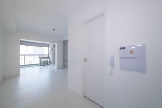 Studio de kitnet/studio à venda com 1 quarto, 32m² em Jardim das Acácias, São Paulo