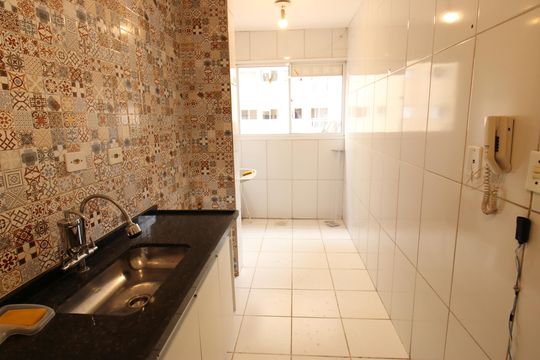 Cozinha de apartamento para alugar com 2 quartos, 51m² em Vila Helena, Sorocaba