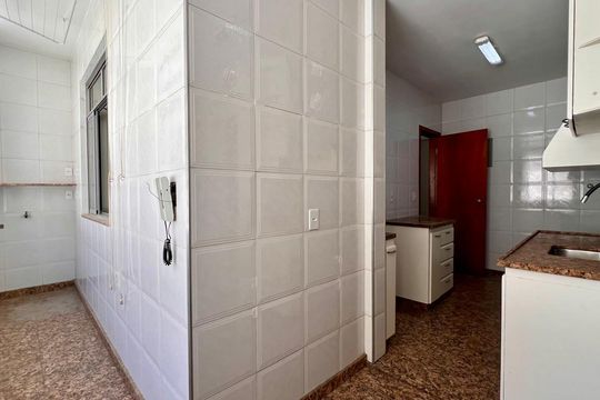 Área de serviço de apartamento à venda com 4 quartos, 120m² em Lourdes, Belo Horizonte