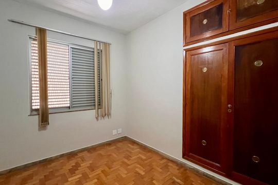Quarto 1 de apartamento à venda com 4 quartos, 120m² em Lourdes, Belo Horizonte