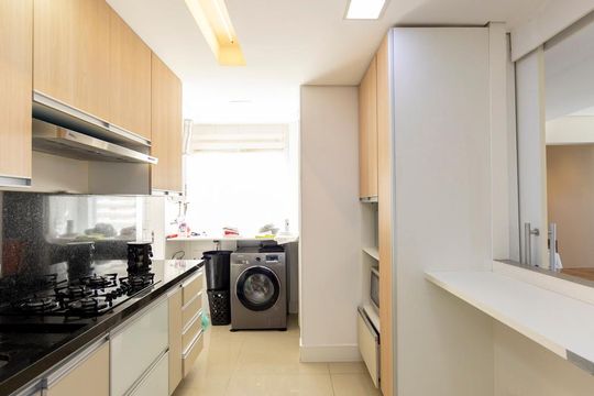 Cozinha de apartamento para alugar com 3 quartos, 107m² em Sítio Tamboré Alphaville, Barueri