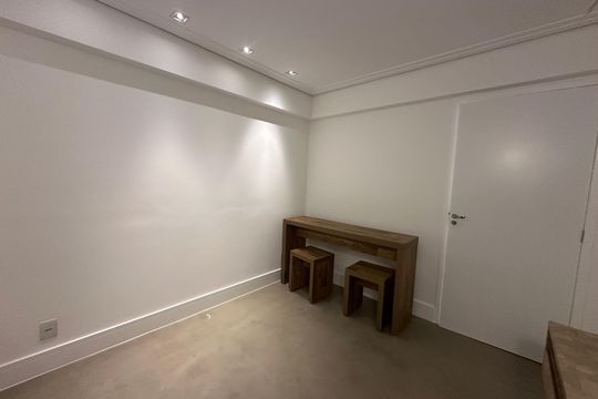 Quarto de apartamento para alugar com 3 quartos, 107m² em Empresarial 18 do Forte, Barueri