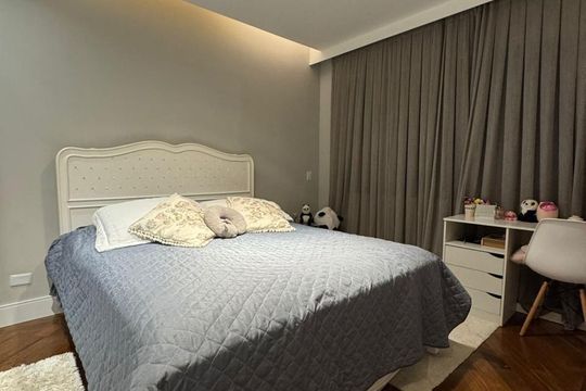Suíte de apartamento à venda com 4 quartos, 267m² em Jardim Ampliação, São Paulo