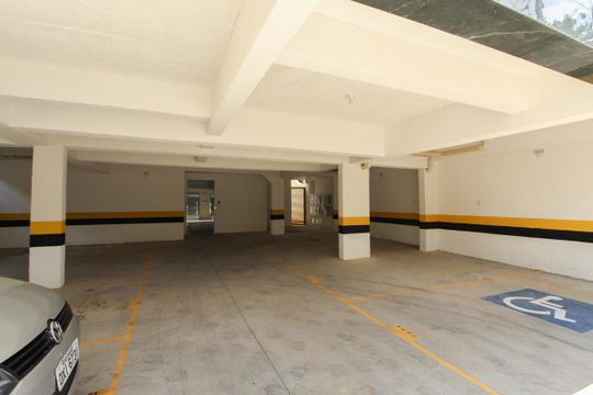 Garagem de apartamento à venda com 2 quartos, 137m² em Santa Monica, Belo Horizonte