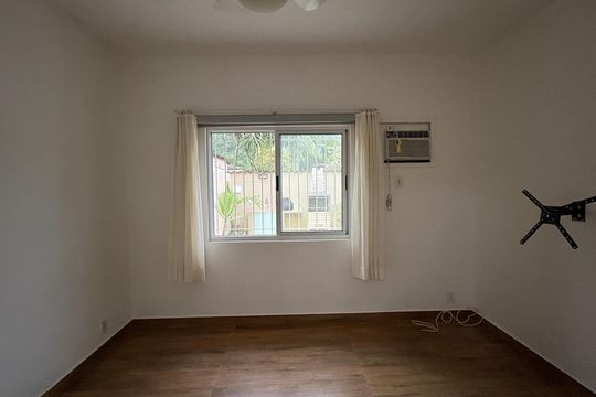 Casa para alugar com 2 quartos, 270m² em Vargem Grande, Rio de Janeiro