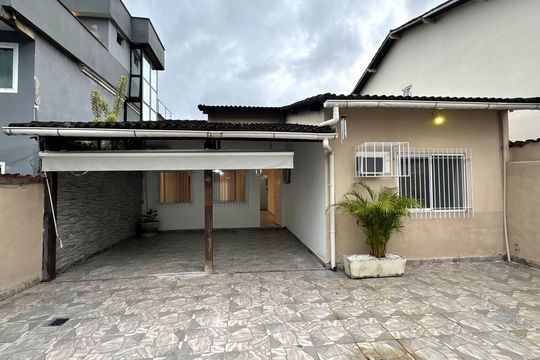 Casa para alugar com 2 quartos, 270m² em Vargem Grande, Rio de Janeiro
