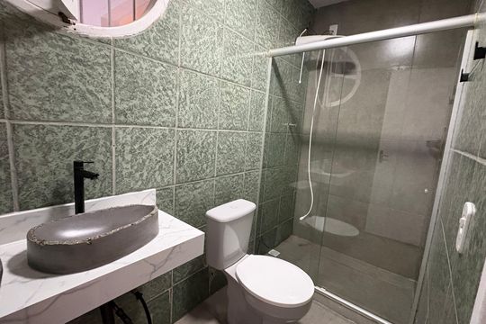 Banheiro Suíte 2 de casa para alugar com 2 quartos, 270m² em Vargem Grande, Rio de Janeiro
