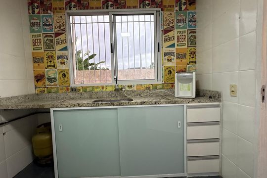 Casa para alugar com 2 quartos, 270m² em Vargem Grande, Rio de Janeiro