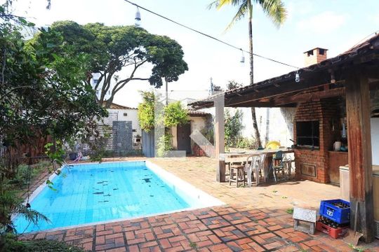 Casa à venda com 3 quartos, 360m² em Graça, Belo Horizonte