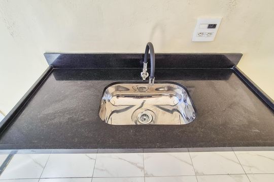 Cozinha de apartamento para alugar com 2 quartos, 52m² em Ramos, Rio de Janeiro