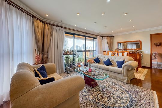 Apartamento à venda com 3 quartos, 202m² em Chácara Klabin, São Paulo