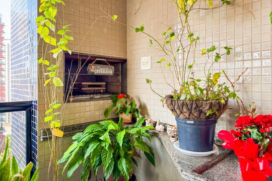 Varanda da Sala de apartamento à venda com 3 quartos, 202m² em Chácara Klabin, São Paulo