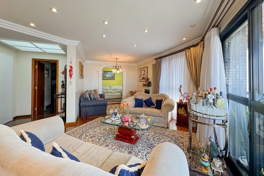 Sala de apartamento à venda com 3 quartos, 202m² em Chácara Klabin, São Paulo