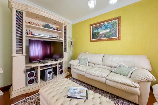 Sala de TV de apartamento à venda com 3 quartos, 202m² em Chácara Klabin, São Paulo