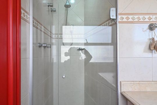 Banheiro Suíte 1 de apartamento à venda com 4 quartos, 198m² em Vila Suzana, São Paulo
