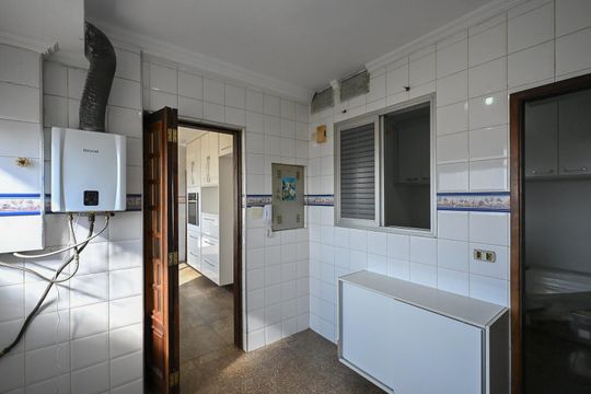 Área de Serviço  de apartamento à venda com 4 quartos, 198m² em Vila Suzana, São Paulo
