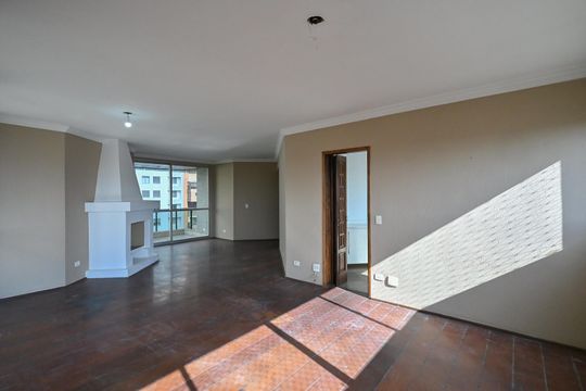 Apartamento à venda com 4 quartos, 198m² em Vila Suzana, São Paulo