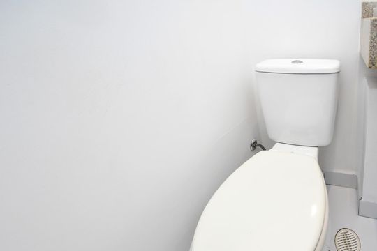 Banheiro Social de apartamento à venda com 1 quarto, 40m² em Pinheiros, São Paulo