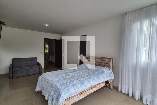 Casa à venda com 4 quartos, 250m² em Vargem Pequena, Rio de Janeiro