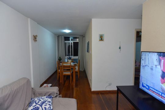 Sala de apartamento à venda com 2 quartos, 65m² em Tijuca, Rio de Janeiro