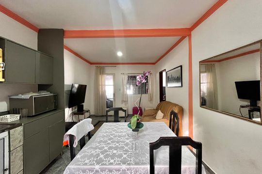 Sala/Cozinha de casa à venda com 6 quartos, 200m² em Parque Taquaral, Campinas