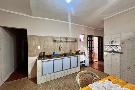 Cozinha de casa à venda com 6 quartos, 200m² em Parque Taquaral, Campinas