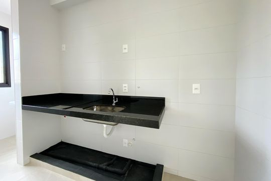 Cozinha de apartamento à venda com 2 quartos, 60m² em Serra, Belo Horizonte