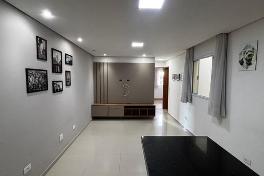 Sala de apartamento à venda com 2 quartos, 60m² em Jardim Ana Maria, Santo André
