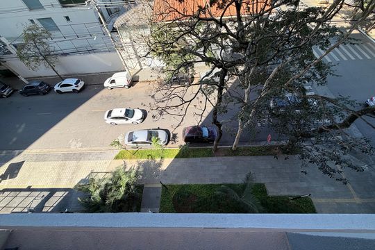 Varanda de kitnet/studio à venda com 1 quarto, 24m² em Campo Belo, São Paulo