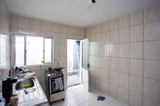 Cozinha Casa 2 de casa à venda com 2 quartos, 206m² em Vila Conceicao, Diadema